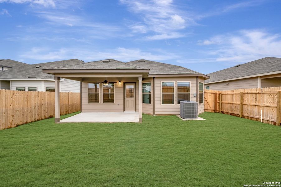 Exterior details and patio area of a home in Park Place, New Braunfels (Image 23).