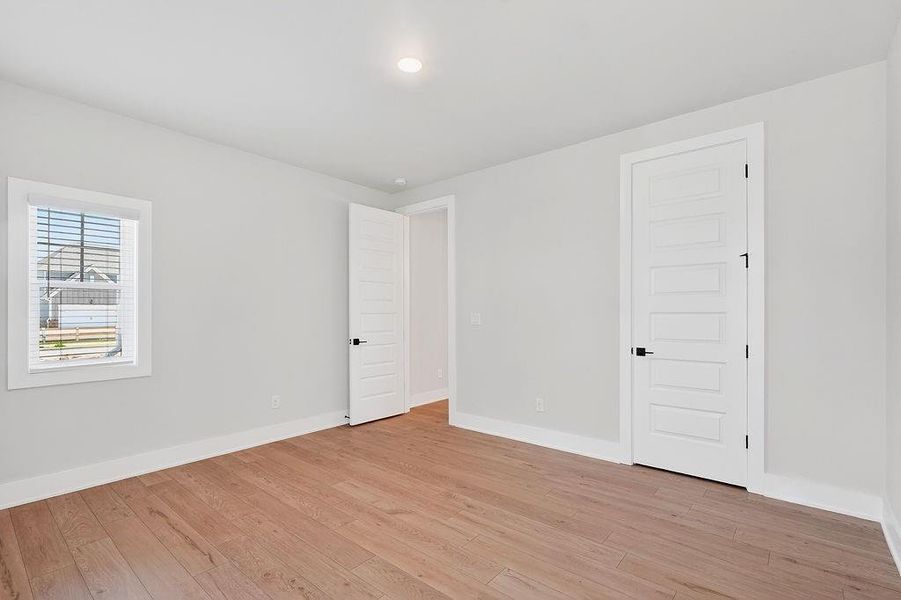 Spacious, unfurnished interior of a new home in The Manor at Gainesville Township, Gainesville (Image 25).