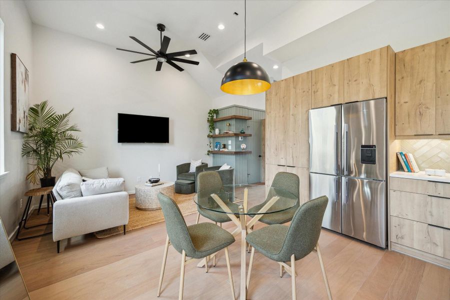 Image 27 of a home in .