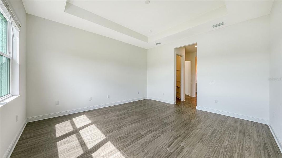 Spacious, unfurnished interior of a new home in Canoe Creek, Parrish (Image 25). Spacious, unfurnished interior of a new home in Canoe Creek, Parrish (Image 25).