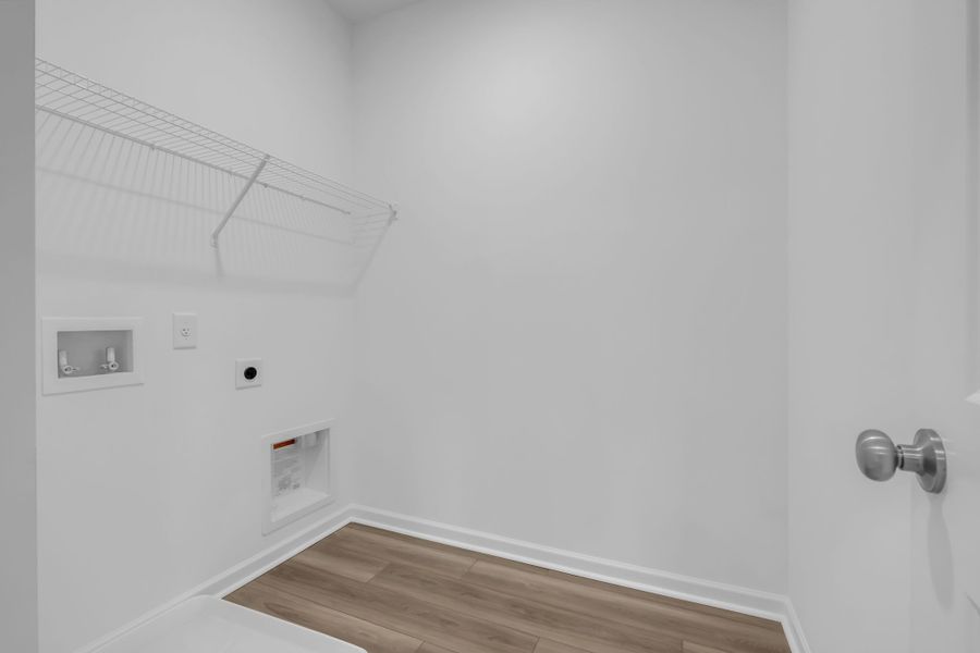 Spacious, unfurnished interior of a new home in Winston Place, Gallatin (Image 25).