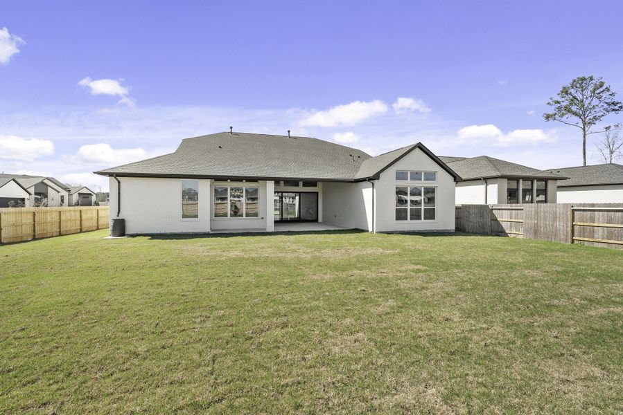 Representative exterior details of a home built from the The Oakville by Westin Homes in Kresston, Montgomery (Image 3). Representative exterior details of a home built from the The Oakville by Westin Homes in Kresston, Montgomery (Image 3).