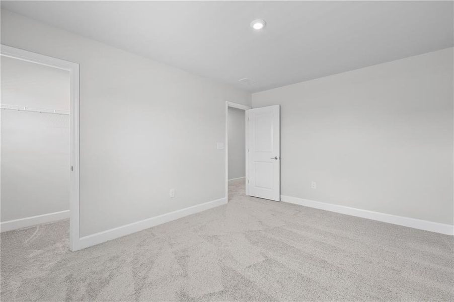 Spacious, unfurnished interior of a new home in Anderson Point Estates, McDonough (Image 35).