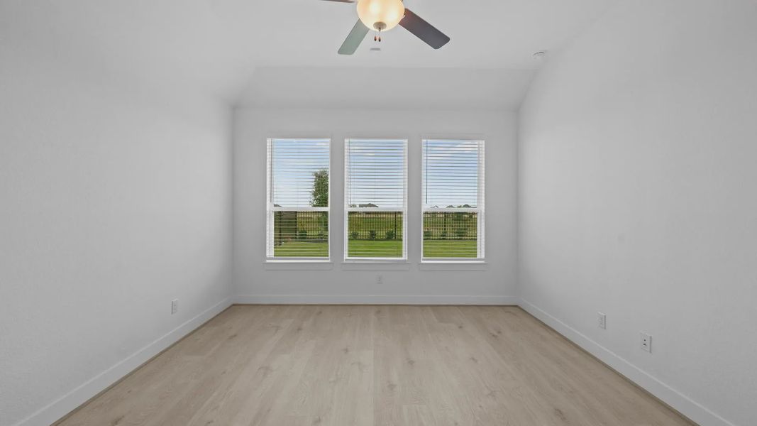 Spacious, unfurnished interior of a new home in Newhaven, Manor (Image 23).