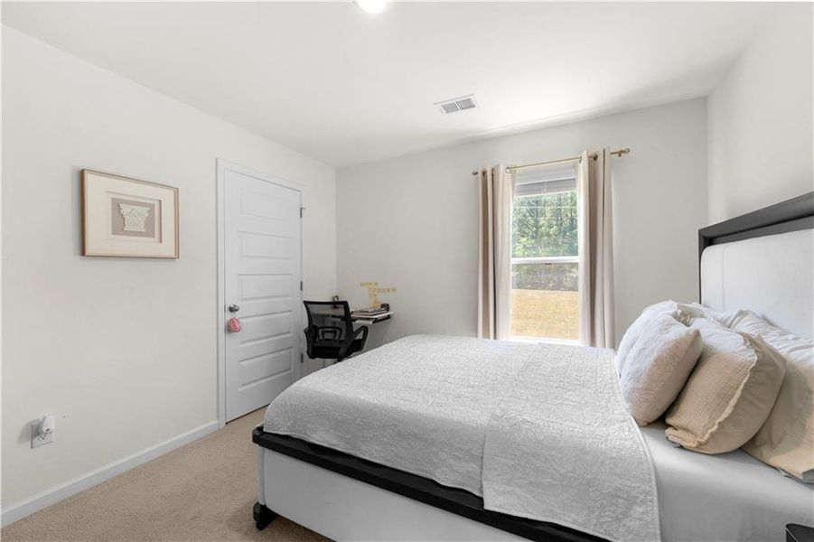 Furnished interior view inside a new home in Summerwind, Dacula (Image 16).