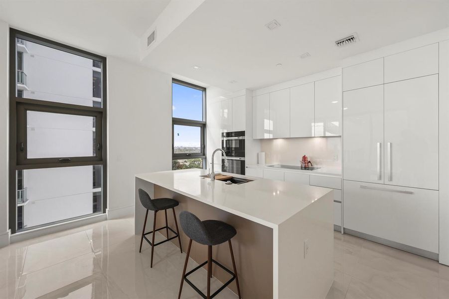 220 Lake Shore Drive - 34.jpg-FULL 220 Lake Shore Drive - 34.jpg-FULL
