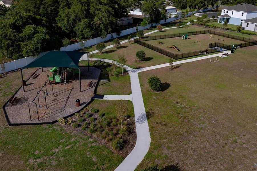 Community amenities in , St. Cloud (Image 3).