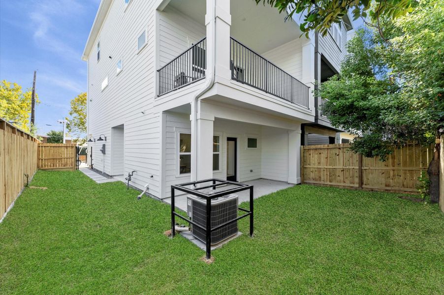 Exterior details and patio area of a home in , Houston (Image 26).