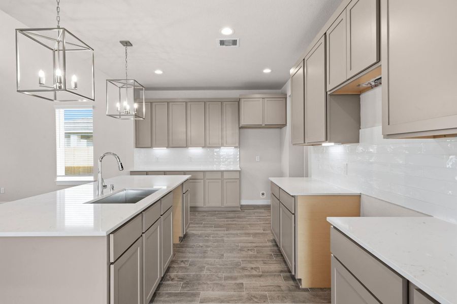 Furnished interior view inside a new home in Sunterra Lakes, Fulshear (Image 5).