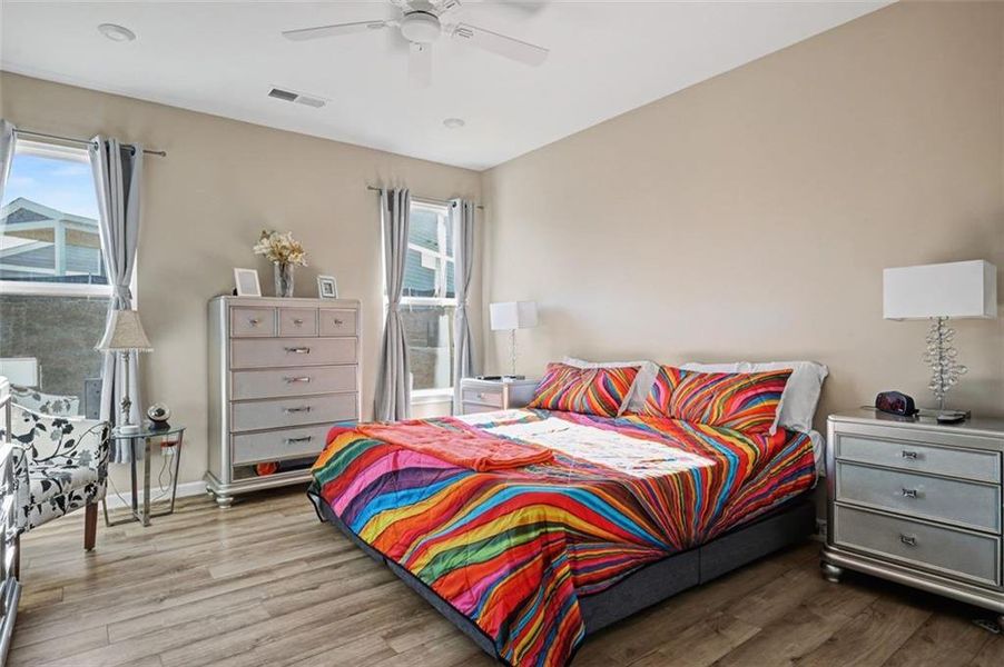 Furnished interior view inside a new home in Laurel Farms, Dallas (Image 16).