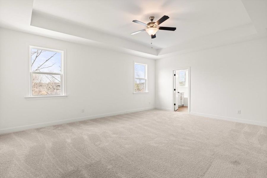 Spacious, unfurnished interior of a new home in East Harbor II at Chestatee, Dawsonville (Image 44).