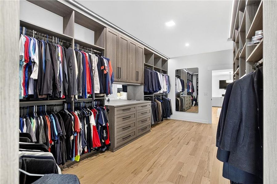 Furnished interior view inside a new home in , Marietta (Image 66).
