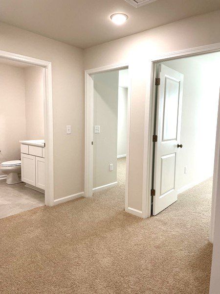 Representative unfurnished interior of a home built from the Stoneycreek Plan for Meece by Veranda Homes in Meece, Easley (Image 18).