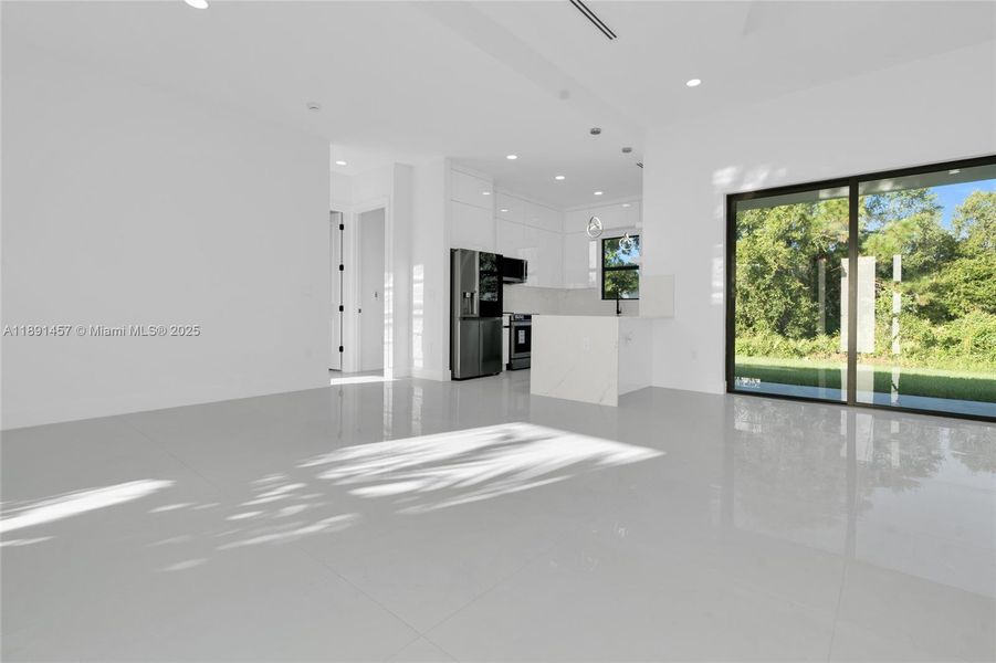 Spacious, unfurnished interior of a new home in , Lehigh Acres (Image 21). Spacious, unfurnished interior of a new home in , Lehigh Acres (Image 21).