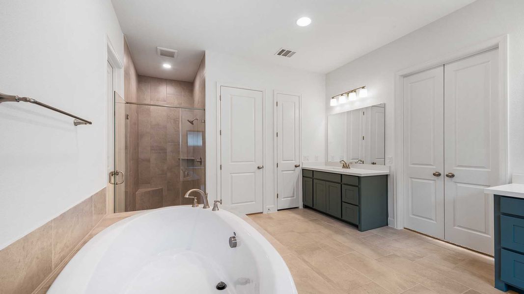 Furnished interior view inside a new home in Meraki, Forney (Image 13).
