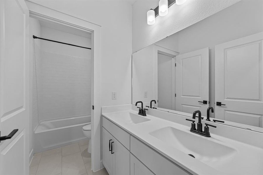 Furnished interior view inside a new home in Heath Golf & Yacht Estates, Heath (Image 16).