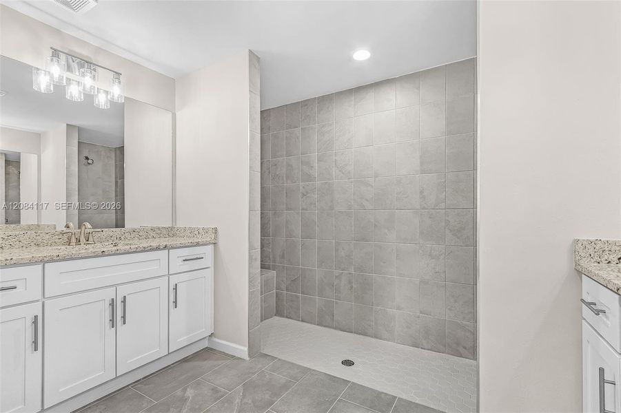 Furnished interior view inside a new home in , Cape Coral (Image 6).