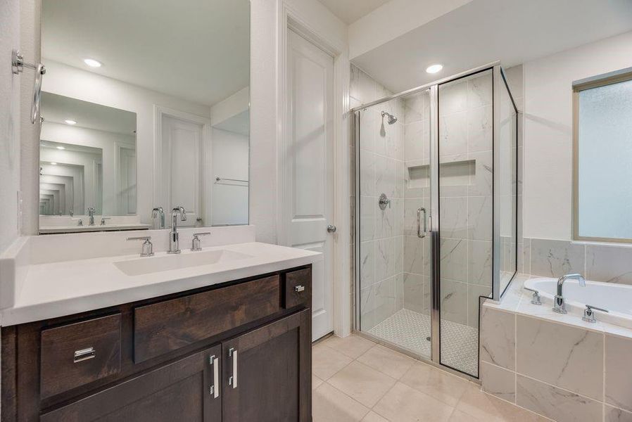 Furnished interior view inside a new home in , Celina (Image 11).