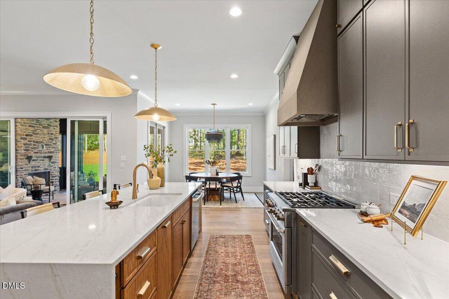 013-7824 Ailesbury Rd 013-7824 Ailesbury Rd