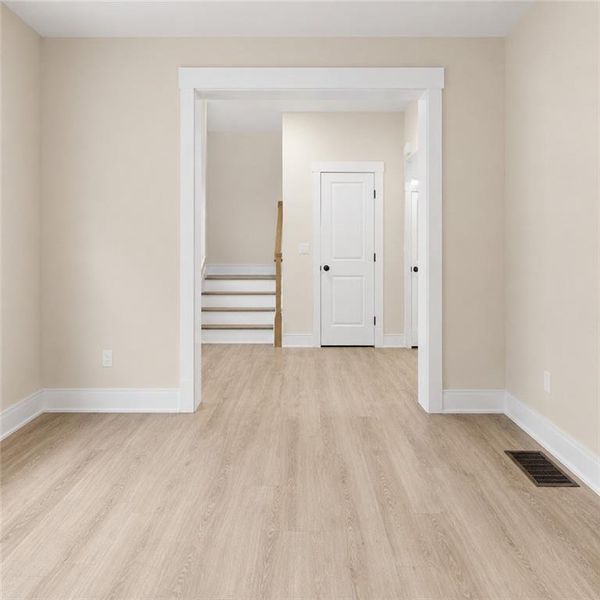 Spacious, unfurnished interior of a new home in , Mableton (Image 19).
