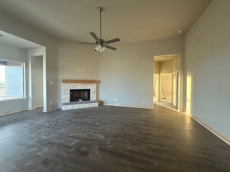 Spacious, unfurnished interior of a new home in Clear Sky Addition, Valley View (Image 3).