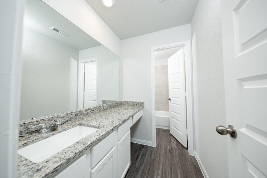 Furnished interior view inside a new home in Cliffstone Hills, Conroe (Image 4). Furnished interior view inside a new home in Cliffstone Hills, Conroe (Image 4).