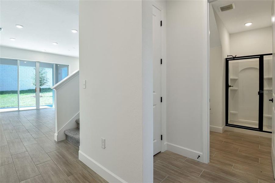 Spacious, unfurnished interior of a new home in Seasons at Wekiva Ridge, Mount Dora (Image 11). Spacious, unfurnished interior of a new home in Seasons at Wekiva Ridge, Mount Dora (Image 11).