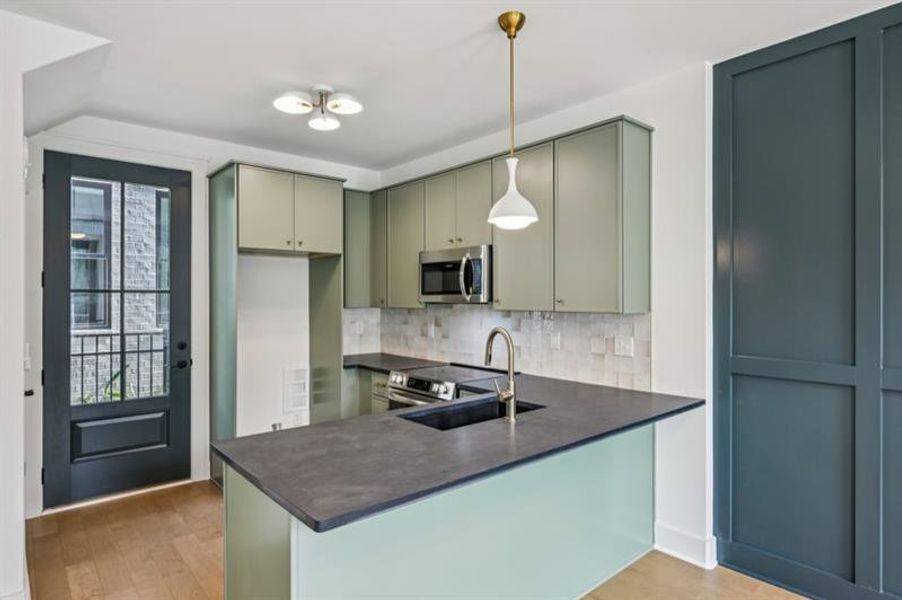 Furnished interior view inside a new home in , Atlanta (Image 16).