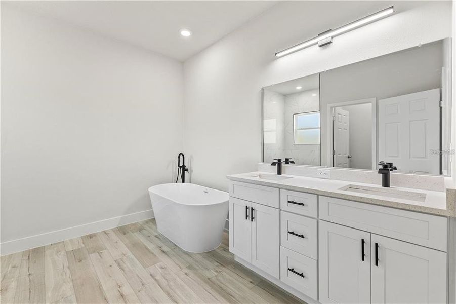 Furnished interior view inside a new home in , Ocala (Image 8).