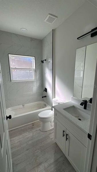 Image 5 of a home in . Image 5 of a home in .