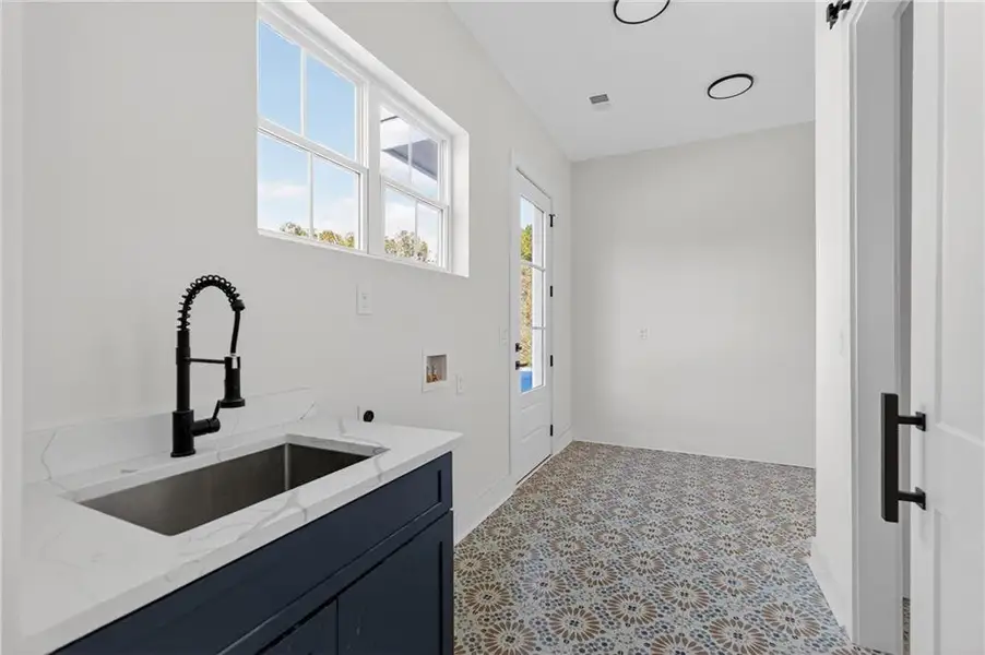 Image 16 of a home in .