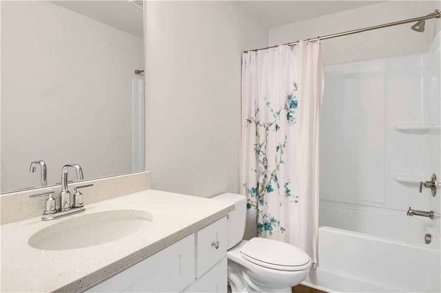 Furnished interior view inside a new home in , Atlanta (Image 19).