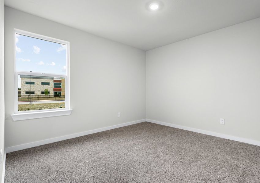 The secondary bedrooms are the perfect space for children's bedrooms or guest rooms. The secondary bedrooms are the perfect space for children's bedrooms or guest rooms.