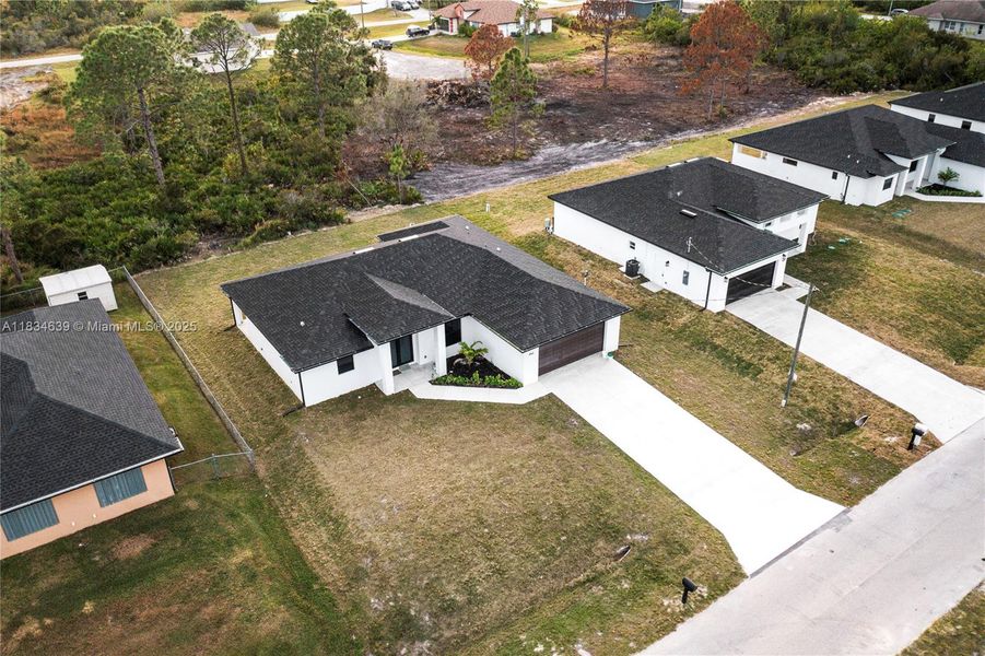 Image 28 of a home in . Image 28 of a home in .