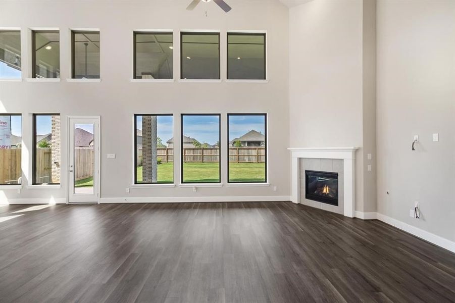 Image 15 of a home in Candela 60'.