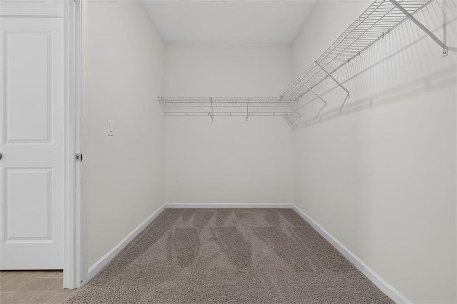 Spacious, unfurnished interior of a new home in , Athens (Image 49).