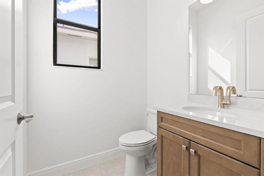 32-web-or-mls-DSC00739 32-web-or-mls-DSC00739