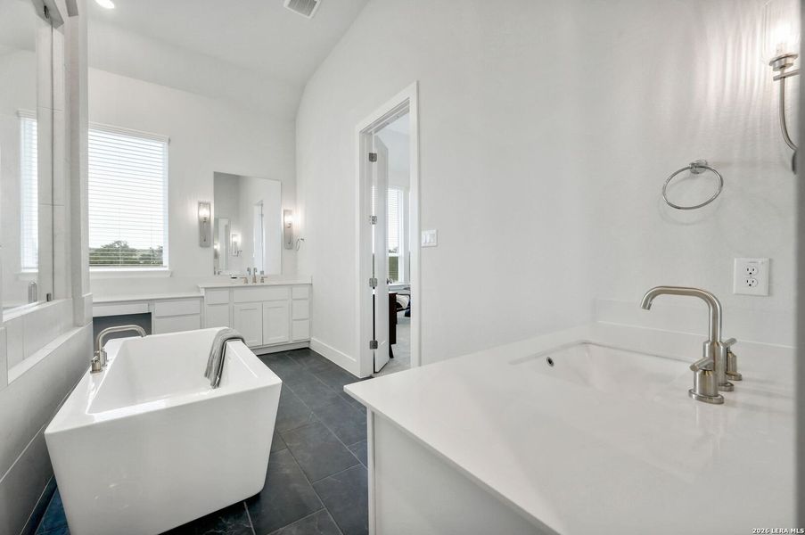 Furnished interior view inside a new home in Ventana, Bulverde (Image 11).