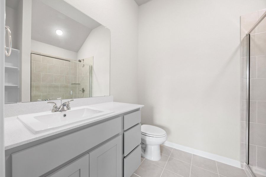 Furnished interior view inside a new home in Trinity Ranch, Elgin (Image 10).