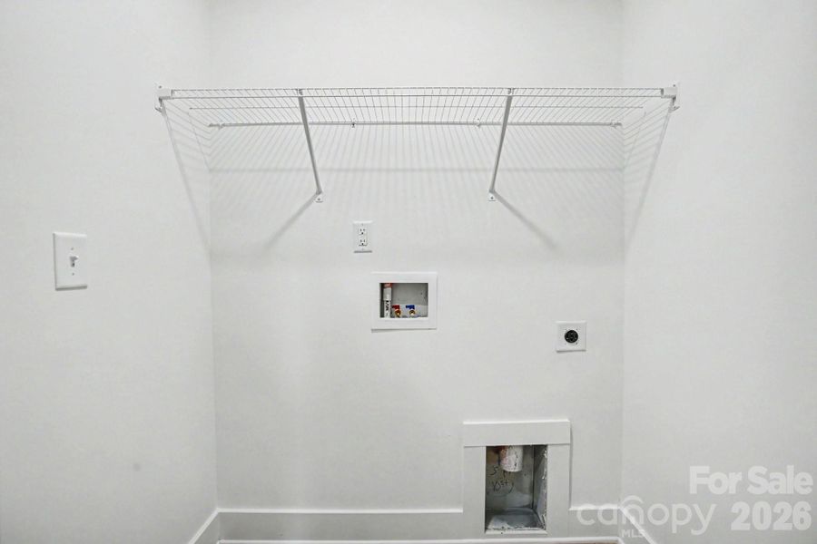 Spacious, unfurnished interior of a new home in , Gastonia (Image 11).