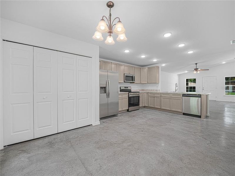 Image 19 of a home in . Image 19 of a home in .