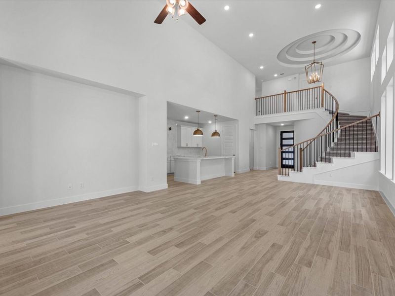 Spacious, unfurnished interior of a new home in The Trails, New Caney (Image 12).