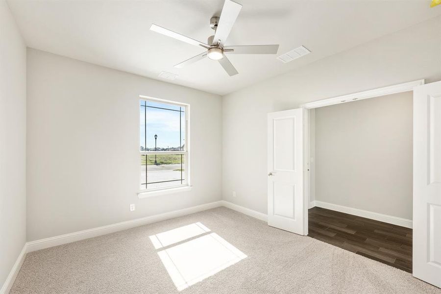 Spacious, unfurnished interior of a new home in Sunset Ridge, Alvarado (Image 20).