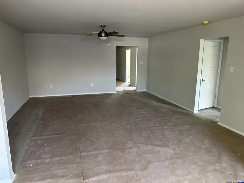 Image 9 of a home in .