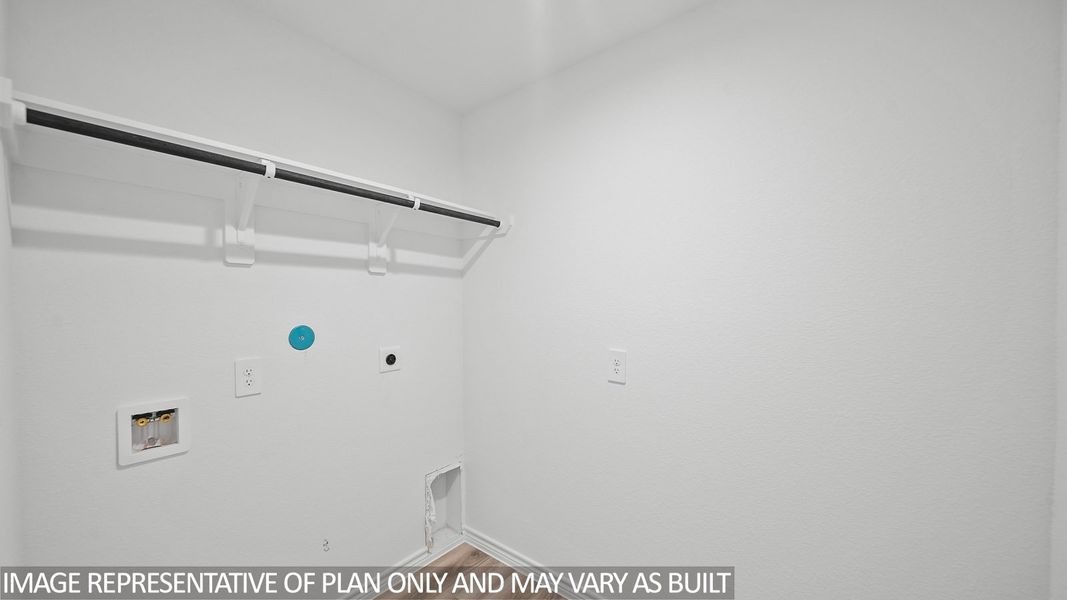 Representative unfurnished interior of a home built from the Gaven by D.R. Horton in Reserve at Mallard Lakes, Orange (Image 23).