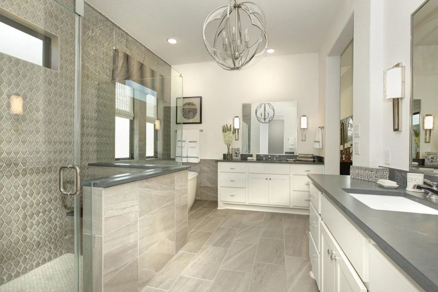 The Lauren II Primary Bath