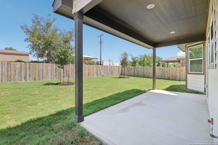 Exterior details and patio area of a home in Thomas Pond, San Antonio (Image 31). Exterior details and patio area of a home in Thomas Pond, San Antonio (Image 31).