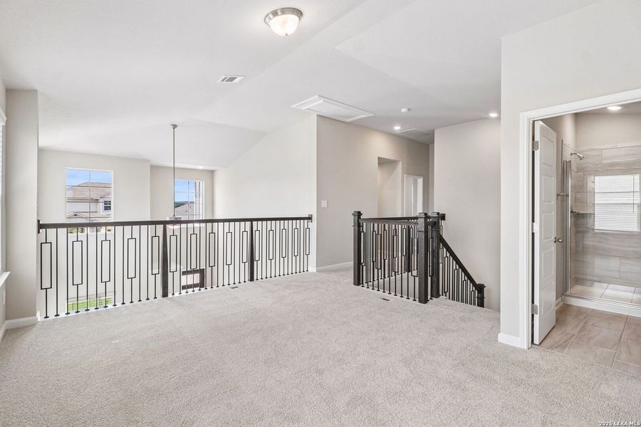 Spacious, unfurnished interior of a new home in Estancia Ranch - Premier Series, San Antonio (Image 38). Spacious, unfurnished interior of a new home in Estancia Ranch - Premier Series, San Antonio (Image 38).