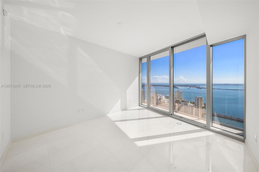 Spacious, unfurnished interior of a new home in , Miami (Image 13).
