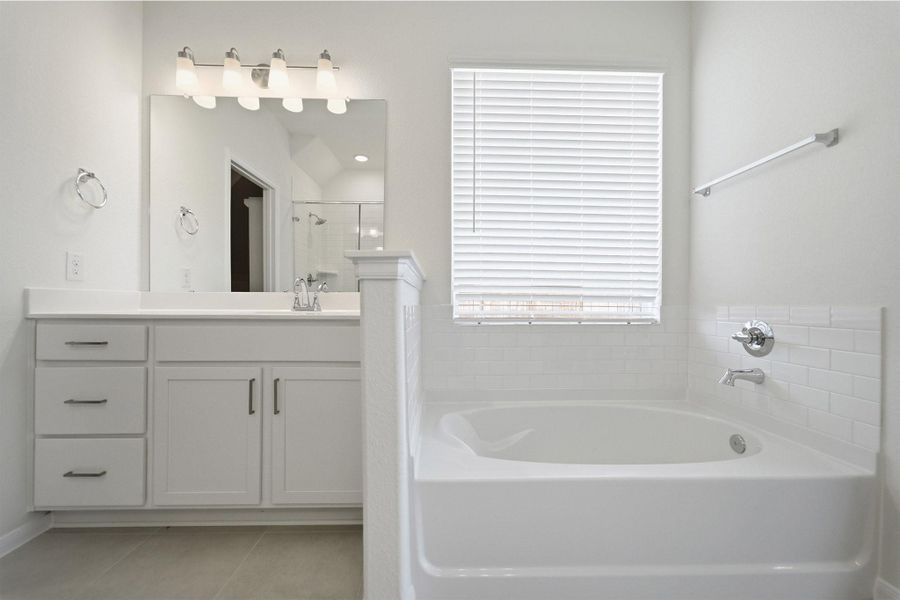 Furnished interior view inside a new home in Martha's Vineyard, Alvin (Image 12).